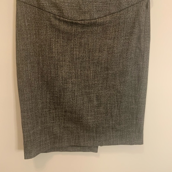 The Limited Collection Pencil Skirt - Picture 3 of 7